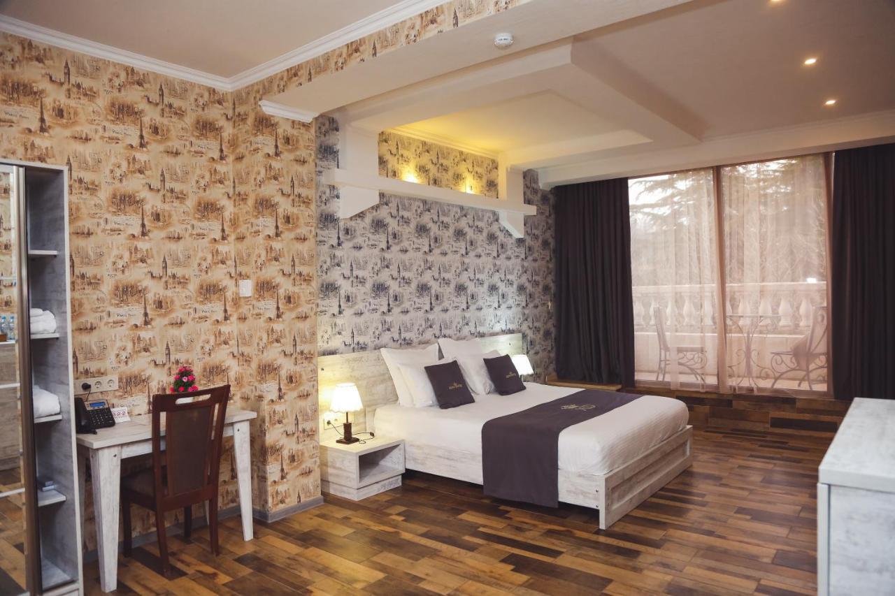 Hotel King David The Builder Koetaisi Buitenkant foto