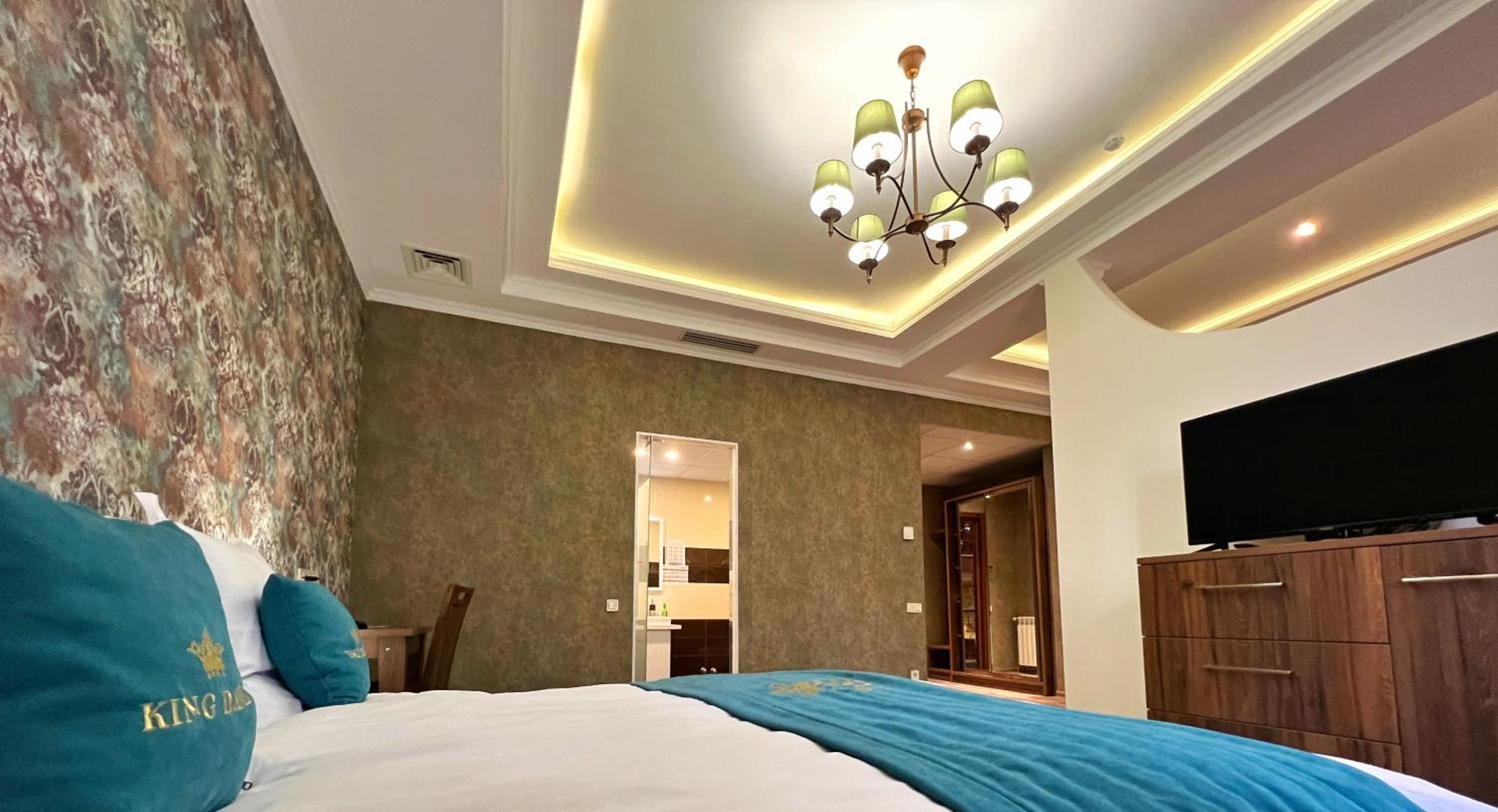Hotel King David The Builder Koetaisi Buitenkant foto
