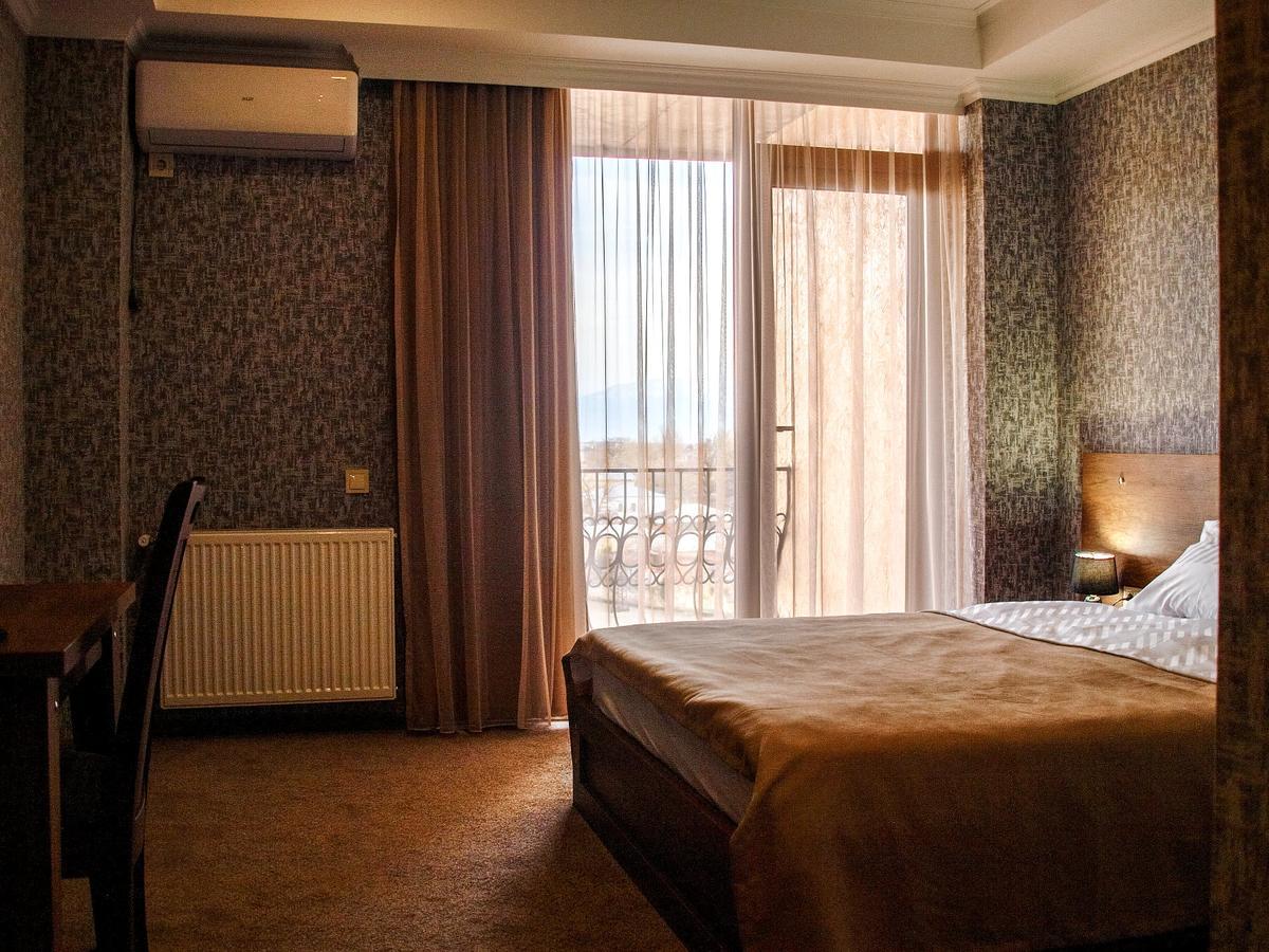 Hotel King David The Builder Koetaisi Buitenkant foto